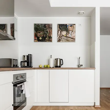 W Near Passenger Port Apartamento