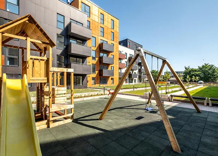 W Near Passenger Port *