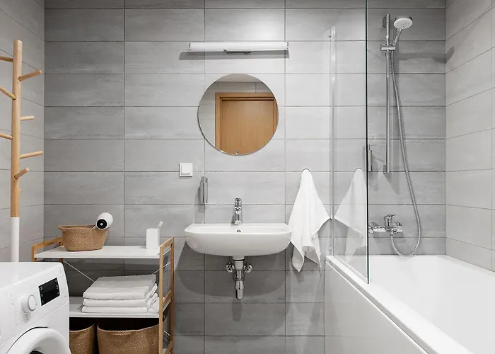 W Near Passenger Port 아파트