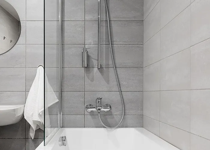 W Near Passenger Port